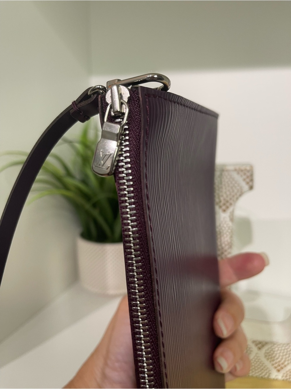 Louis Vuitton Plum Epi Leather Pouchette - Picture 6 of 6